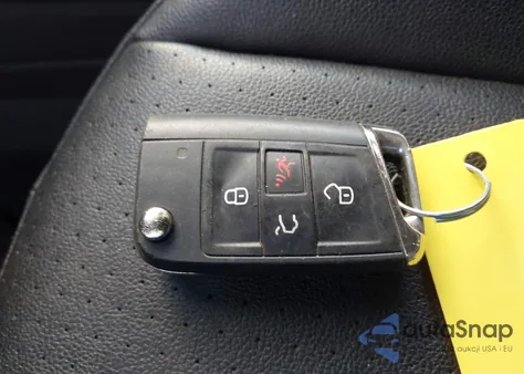 2021 Volkswagen Tiguan 2.0T Se/2.0T Se R-Line Black/2.0T Sel from USA, damaged, VIN 3VV3B7AX4MM026908